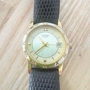 Citizen Quartz ladies gold tone black leather dress watch NEW BATTERY